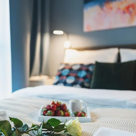 Apartament Airport Okecie Wagonowa Serviced Warszawa